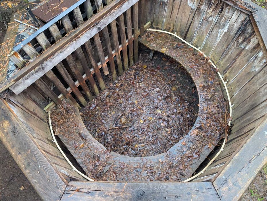 Balia ogrodowa drewniana z piecem wewnętrznym