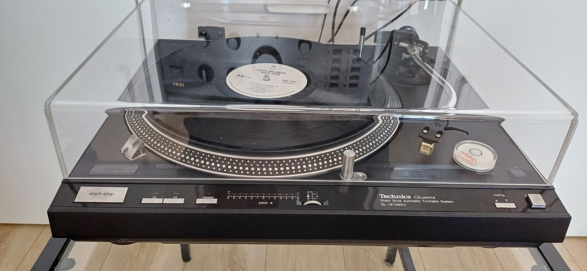 Gramofon Technics SL1610 mk2 z Shure M95