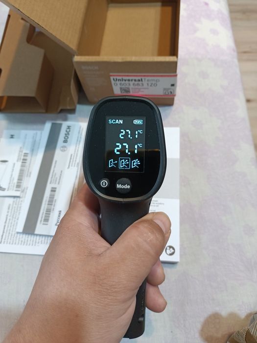 Termometr na podczerwień Bosch UniversalTemp