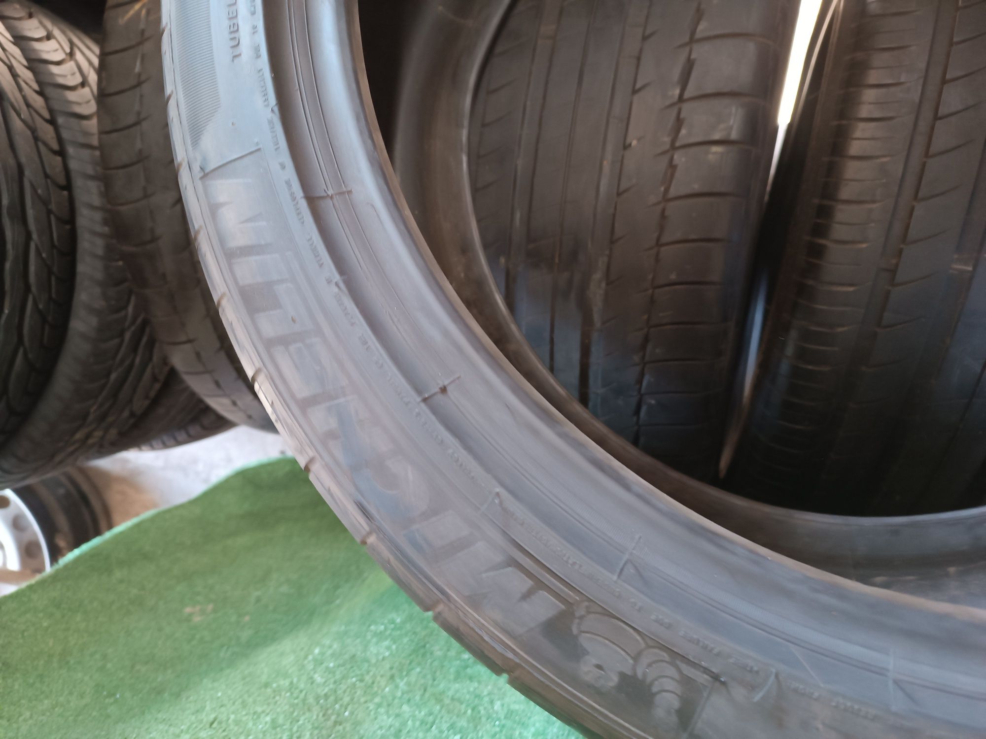 Шини Як нові літо Michelin 295/35/21 6,8mm 2015р. 4шт