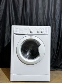 Стиральная пральна машина indesit 5 кг. Доставка бесплатно