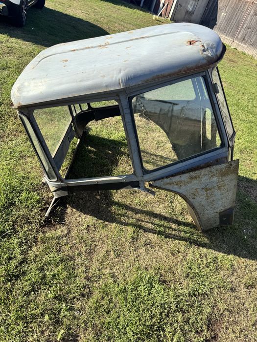 Kabina do ciągnika ursus c330