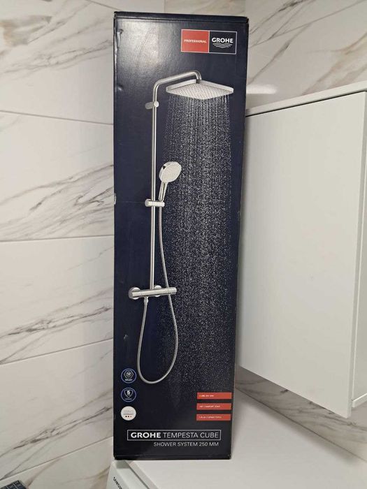Душова система Tempesta Cosmopolitan Cube 250 Grohe
