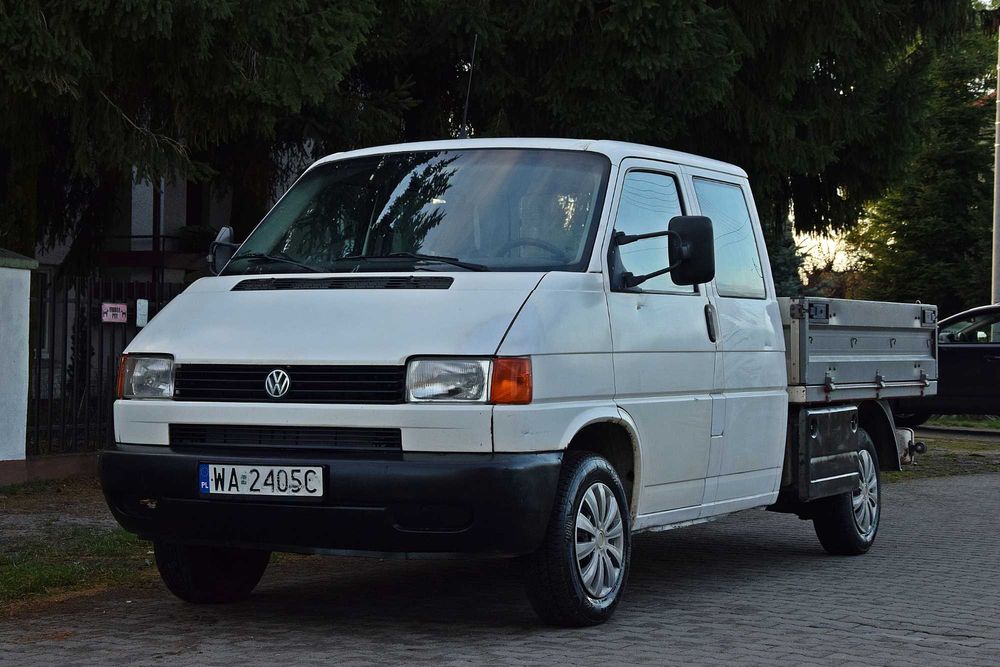 VOLKSWAGEN TRANSPORTER T4 2.5 Benzyna+LPG Doka 5-osób Hak 2001 ROK !