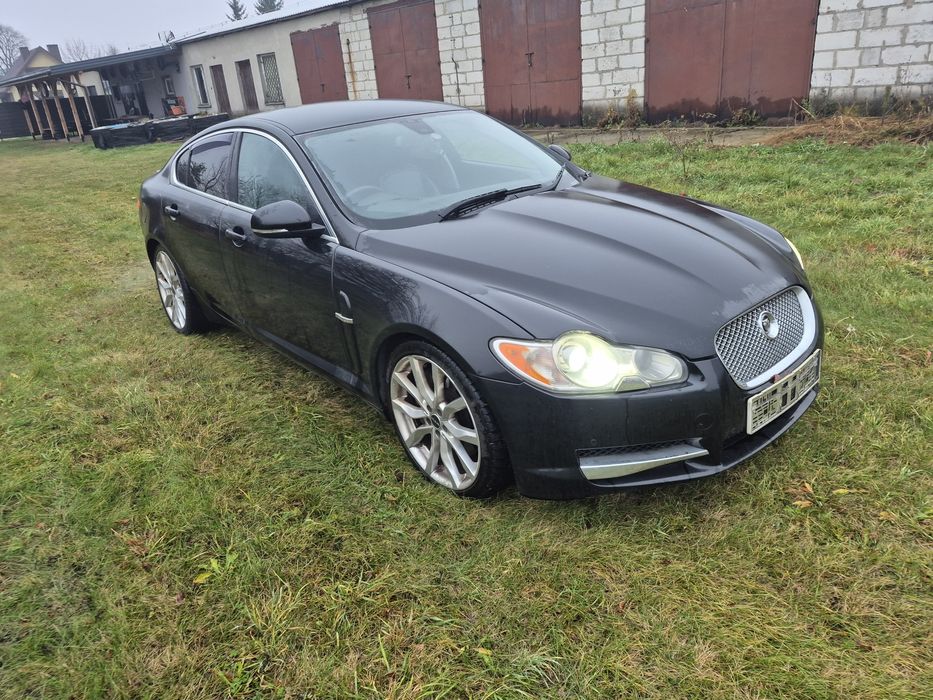 Jaguar xf 3,0 v6 diesel anglik 306 dt