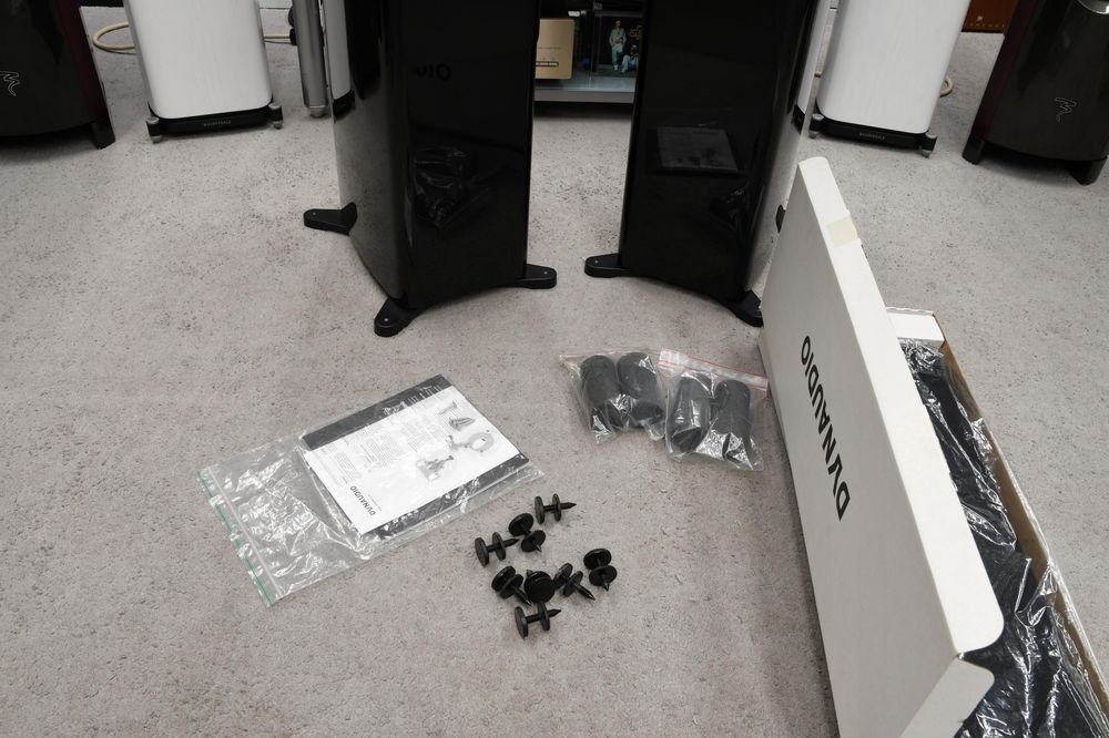 Kolumny Głośnikowe podłogowe stereo Dynaudio Contour 30 super stan!