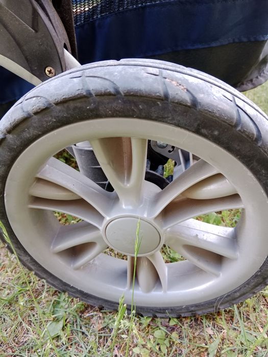 Wózek dziecięcy rok po roku