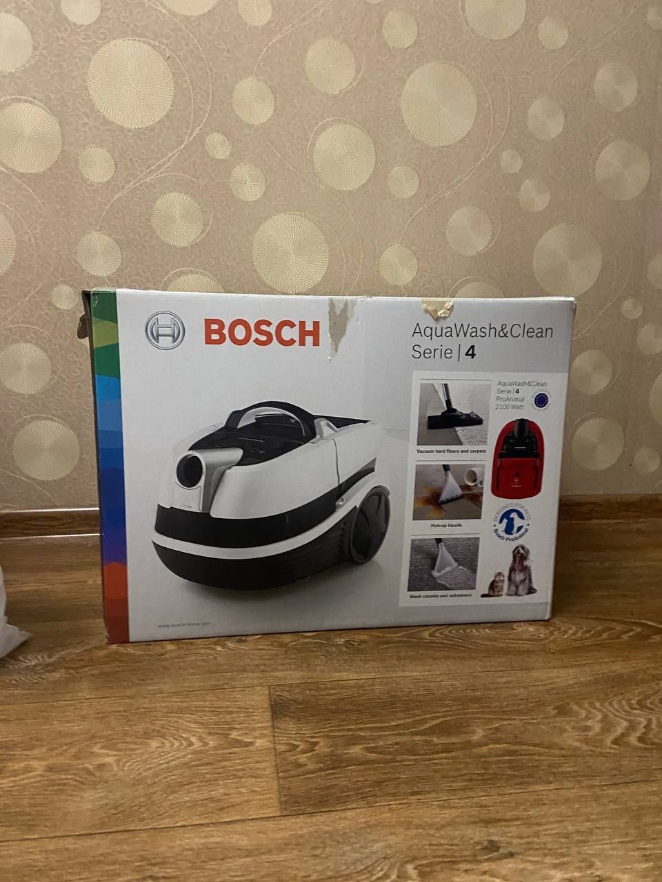 Моющий пылесос с аквафильтром BOSCH BWD421PET