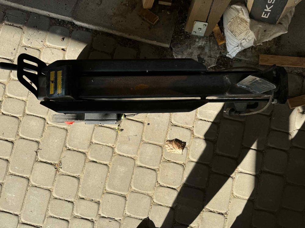 Łuparka pozioma hydrauliczna LUMAG HOS 5A