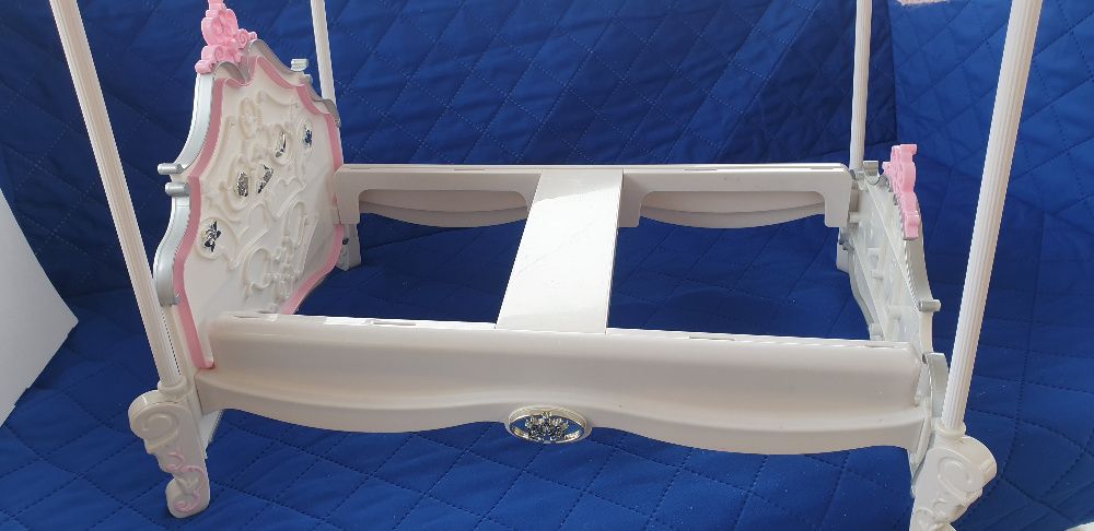 Disney Princess & Me Royal Canopy Bed-Królewskie łóżko z baldachimem 2