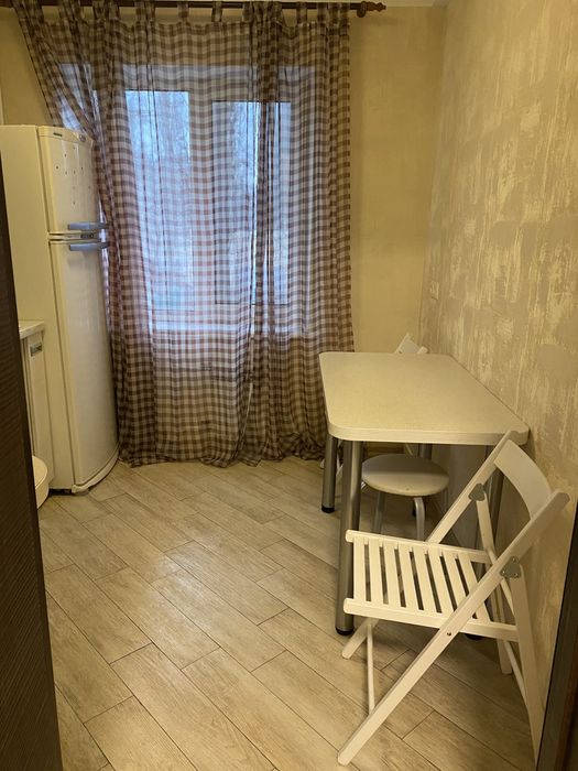 Посуточно 2х к.Берестейская,НАУ,Шалимова,жд вокзал