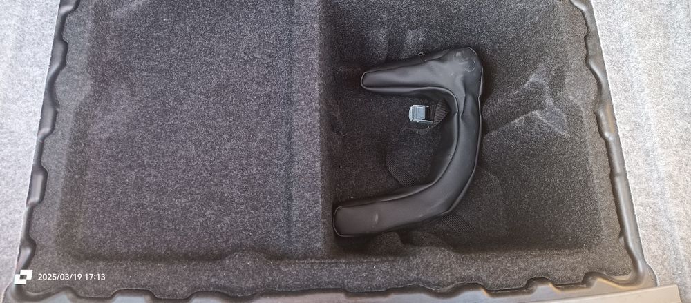 BMW E90 320i 2010rok