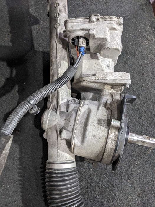 Рулевая рульова рейка  CITROEN C3 III OPEL Crossland X 9823964780