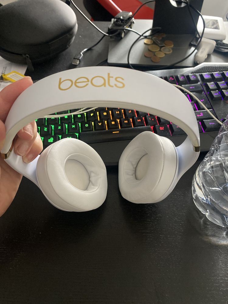 Phone beats pouco usado branco