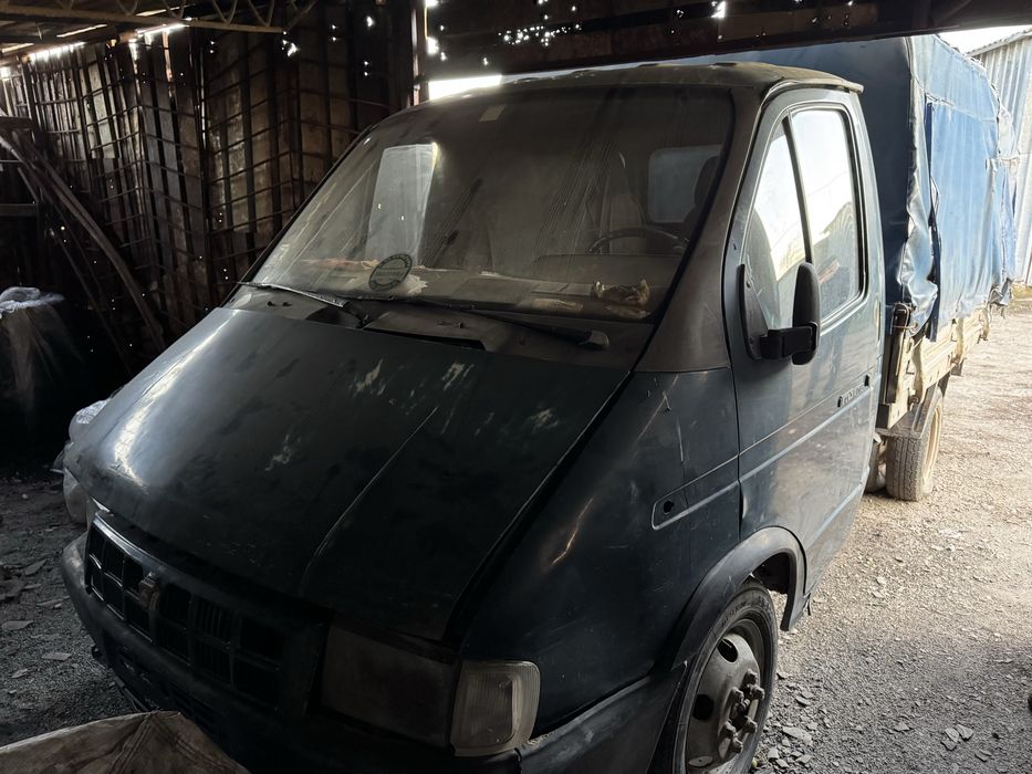 Продам газель тентовану