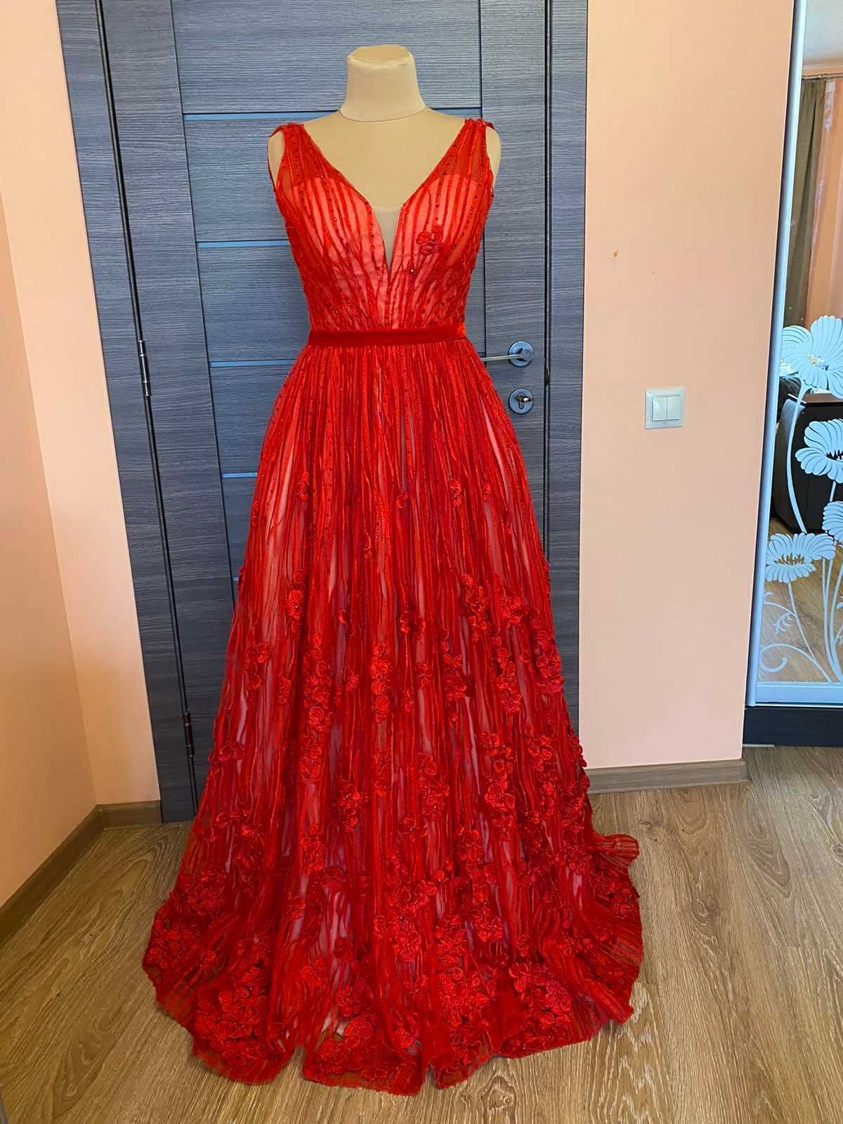 Вечірня сукня jovani