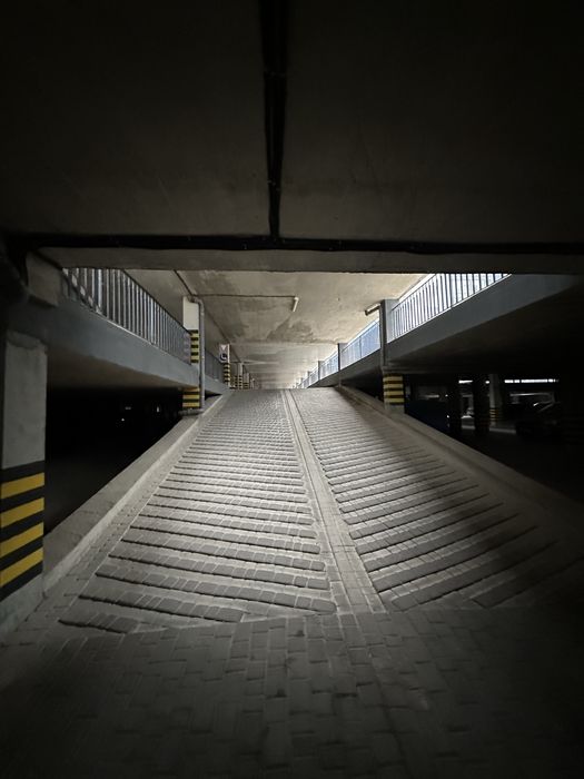 Оренда паркомісця ЖК Княгинин