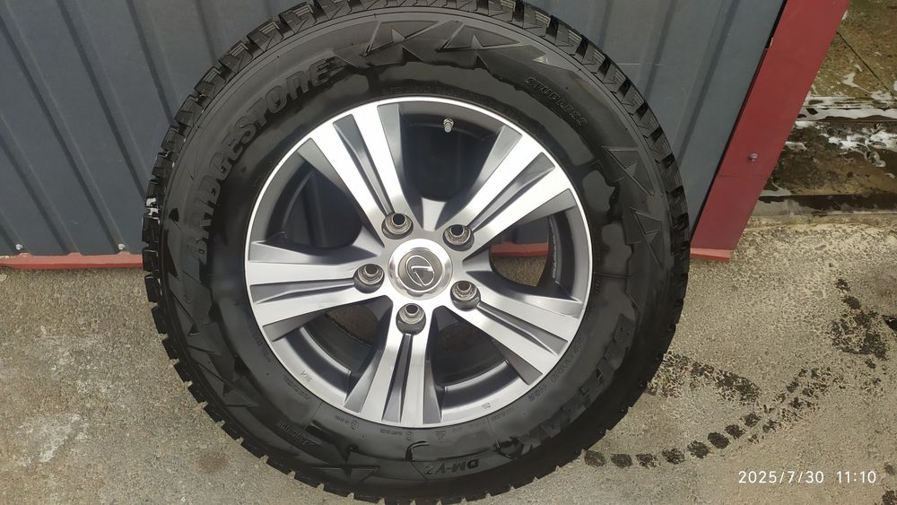 Продам колесо з диском Lexus