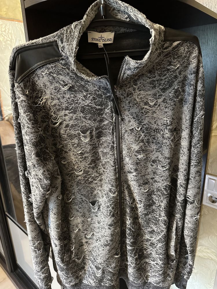 Чоловіча нова кофта stone island