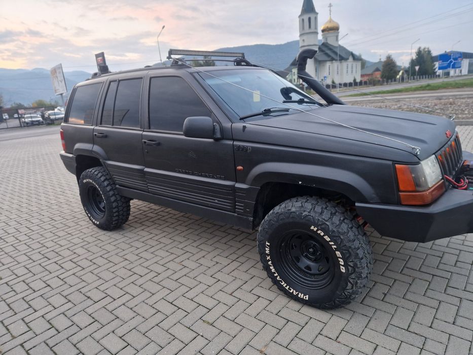 Jeep Cherokee 5.2 i-газ