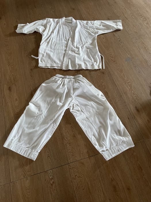 Продам кімано для карате вживане