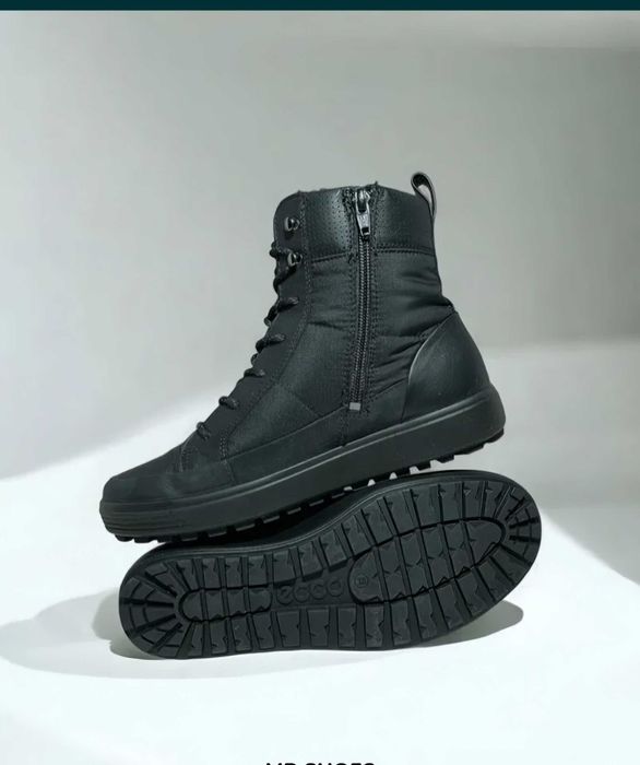 Ессо теплі ботинки 40 р.