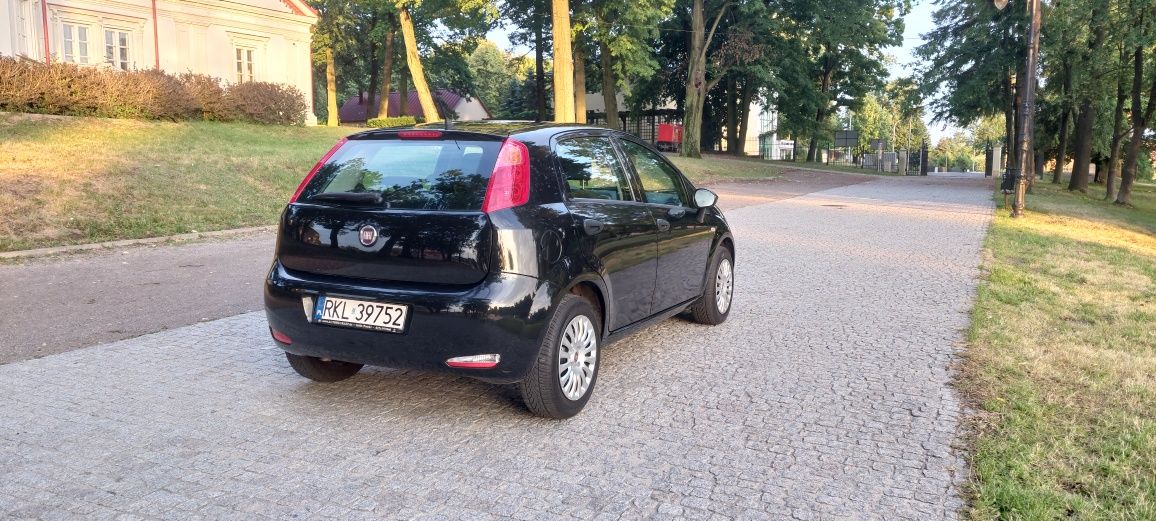 Fiat Punto 2018 przebieg 39400