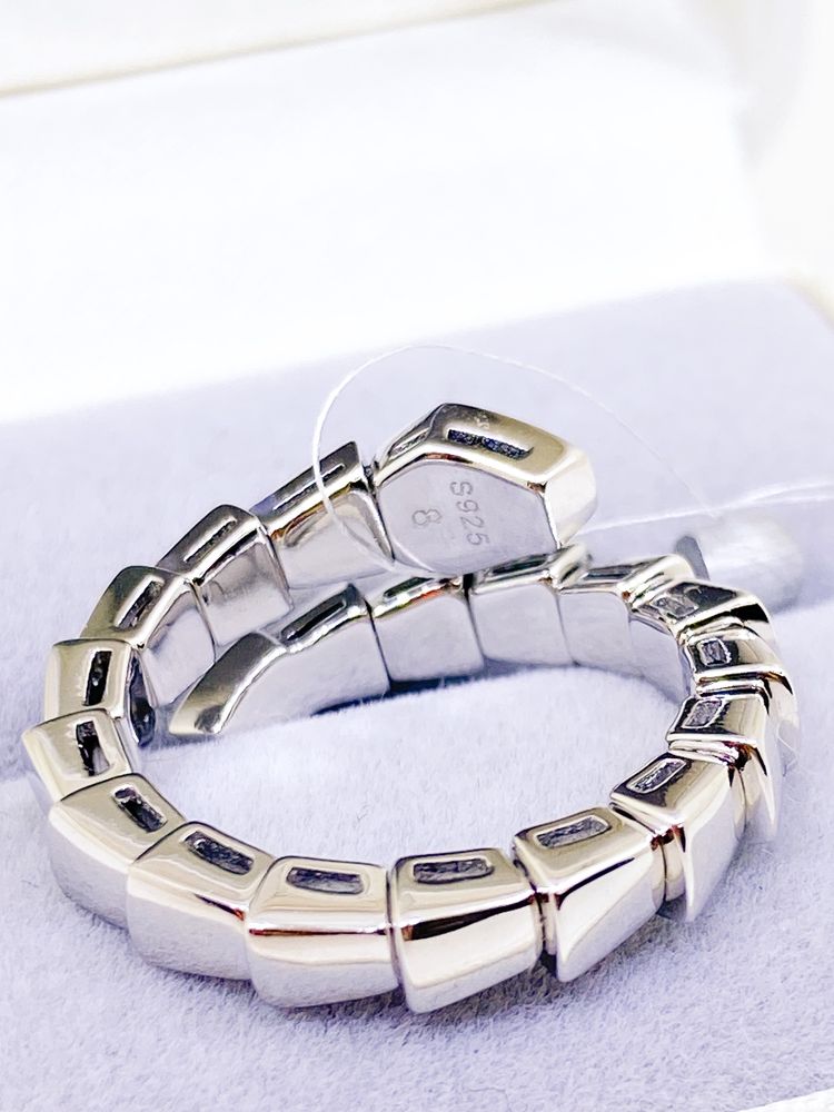 Кольцо каблучка кільце срібло срібне нове змія каміння cartier bulgari