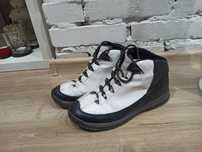 Wysokie buty trekkingowe NIK.