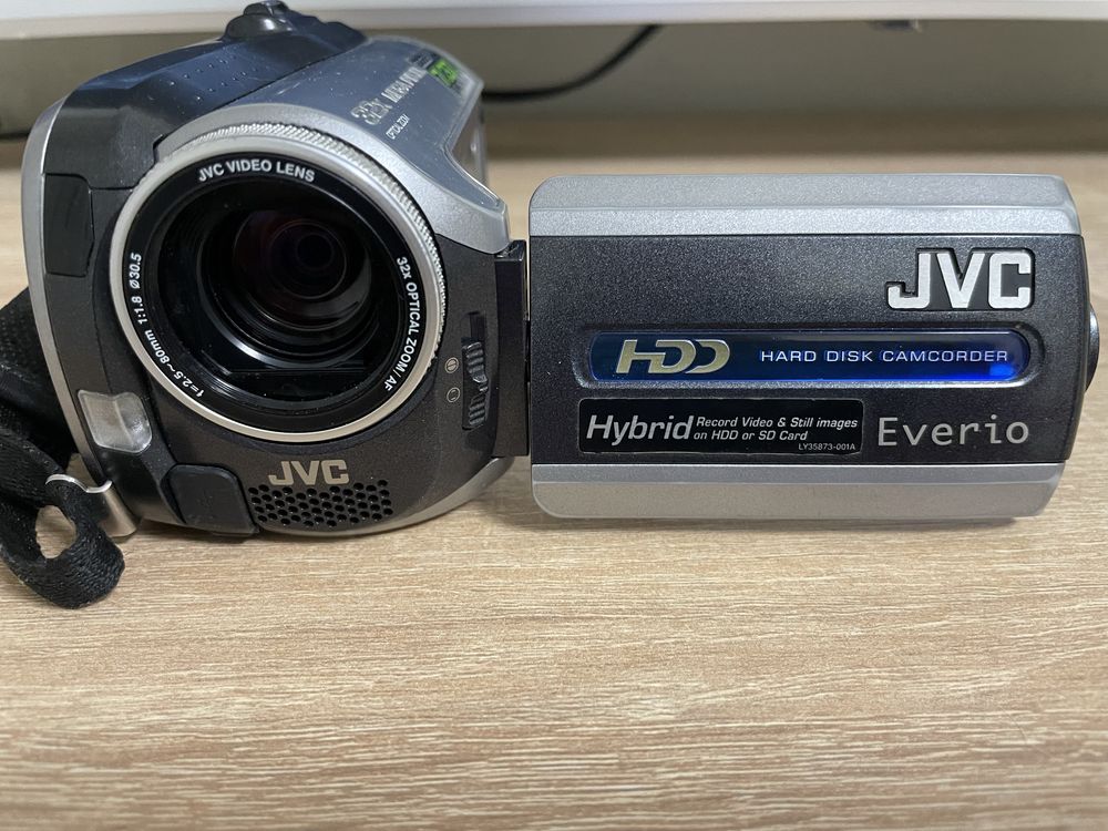 відеокамера JVC EVERIO 30 Gb