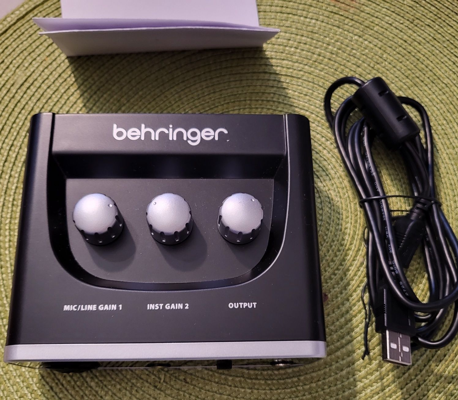 Interfejs audio Behringer
