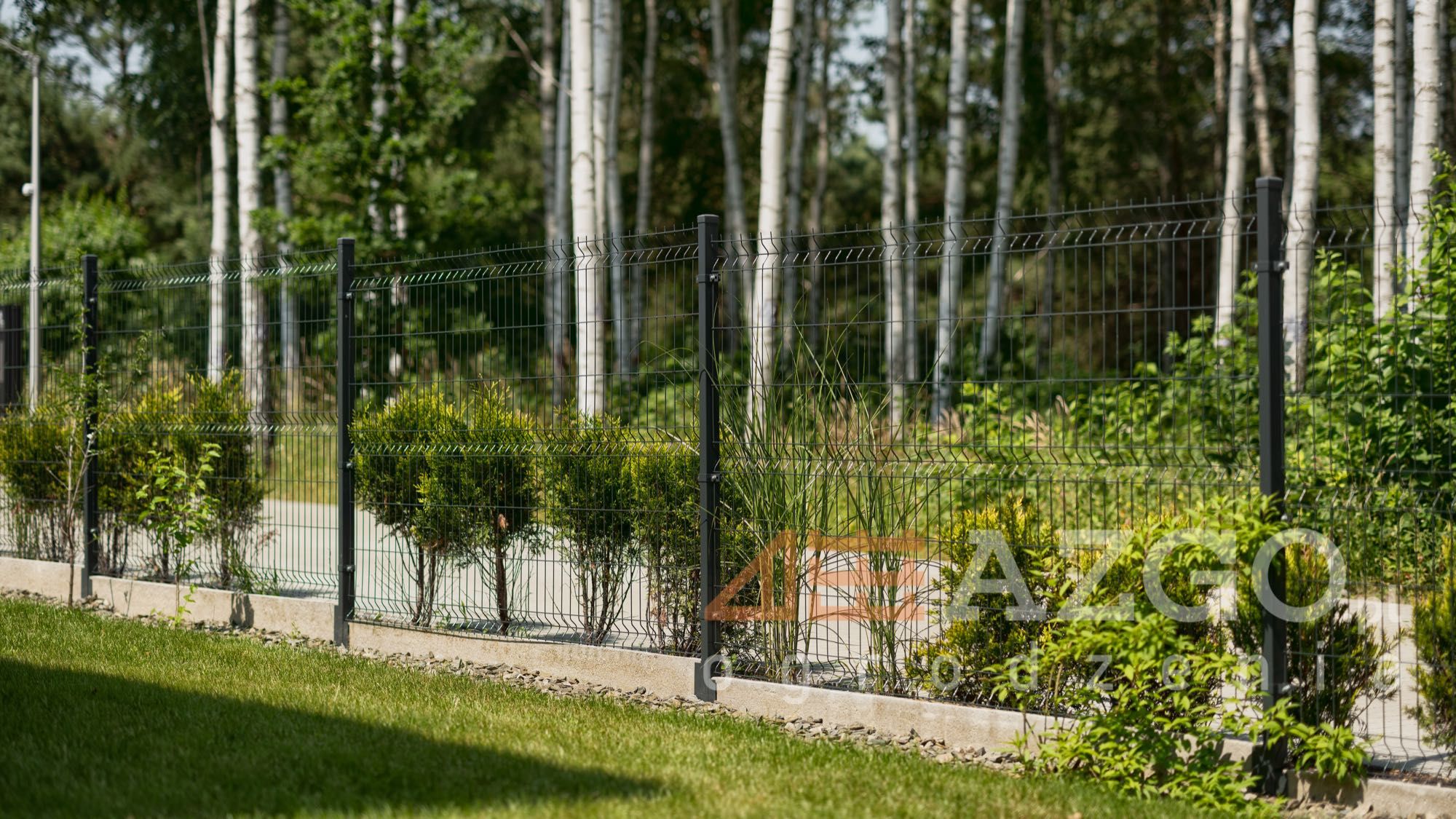 Ogrodzenie panelowe 3D siatka panelowa fi4 fi5 płot słupki podmurówka