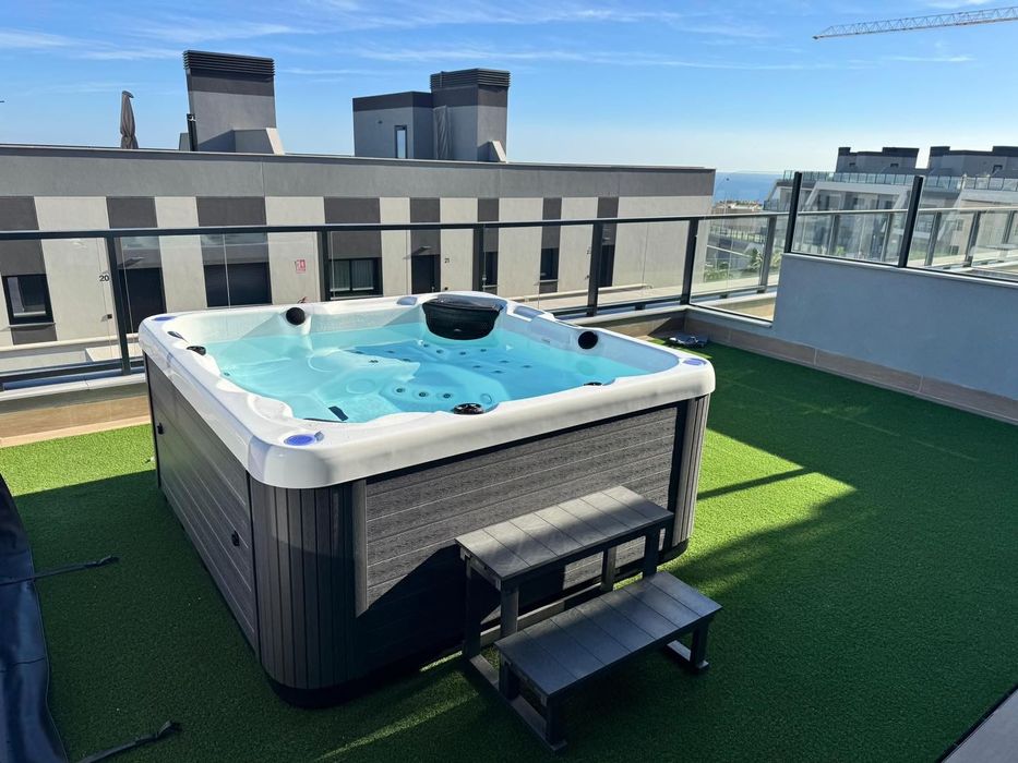 Jacuzi energooszczędne Trident NEW model 2025 5os. 2 leżanki Plug&Play