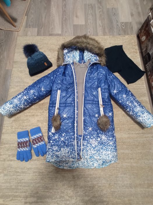 Продам зимняя куртка,шапка на 8-11 лет, 146-152 рост