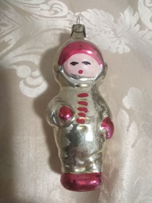Старинная Елочная игрушка космонавт времен СССР