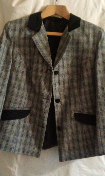 Костюм шерсть новый