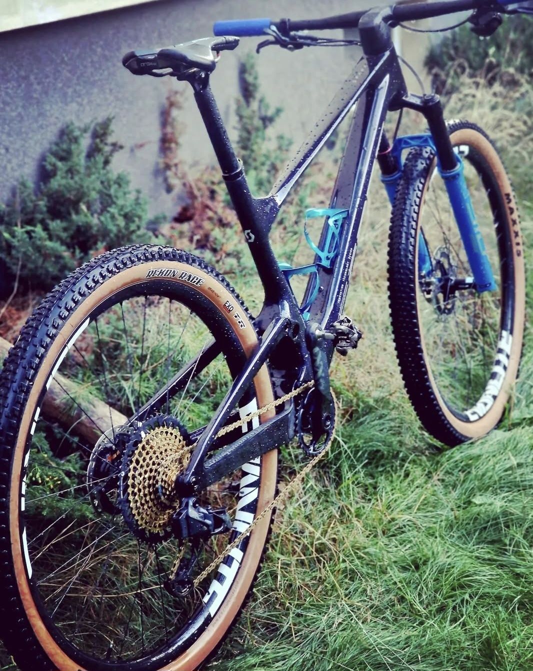 Scott Spark RC waga 10.74 axs rama L