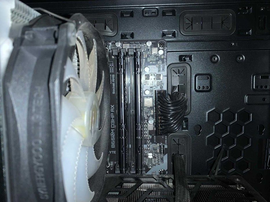 Komputer Ryzen 7800X3D | RTX 4070 Ti Super 16GB | 32GB DDR5 | 1 TB SSD