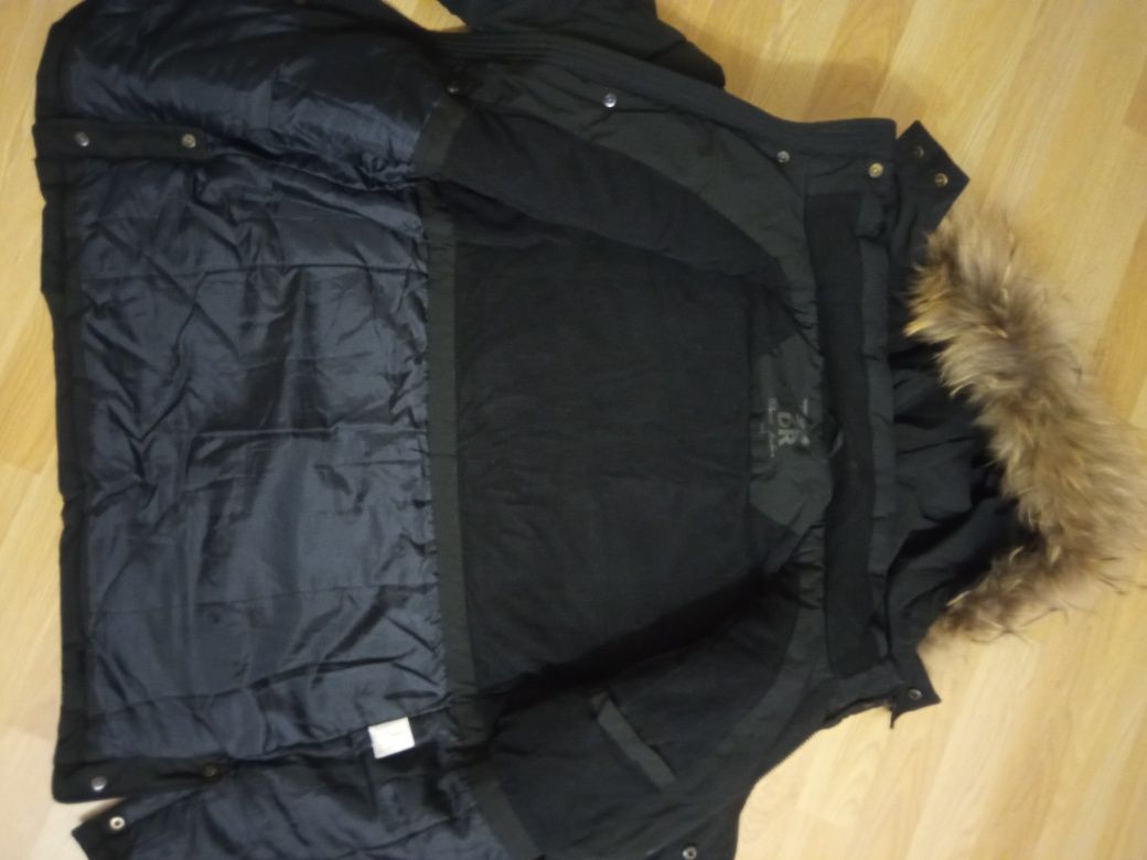 Зимняя куртка для подростка 158 см
