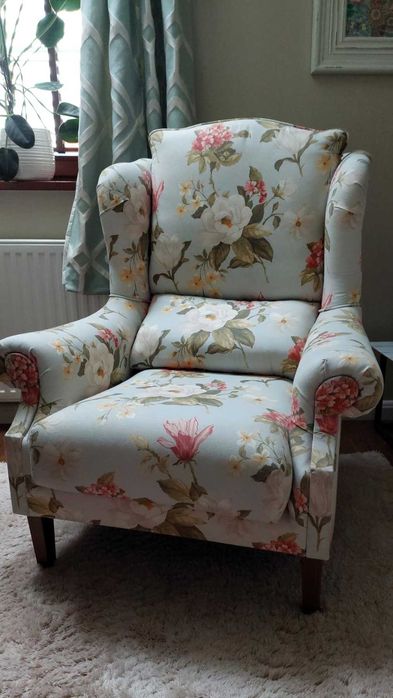 Fotel Dekoria jak nowy, elegancki i stylowy