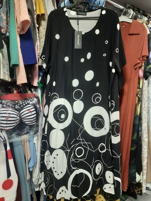 Яскраві жіночі сукні, яркие женские платья свободного кроя