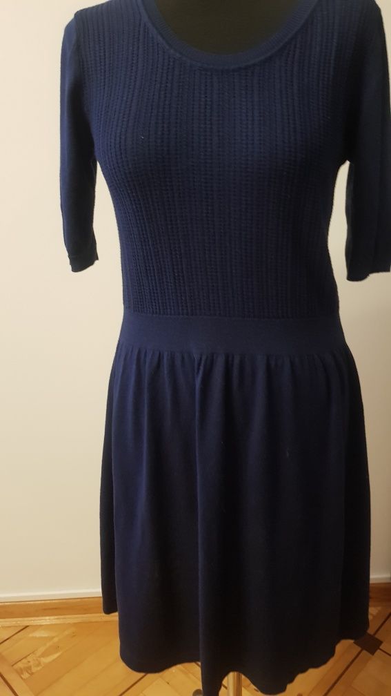 Granatowa sukienka z dzianiny,  Tu, rozmiar.  M/L, 12