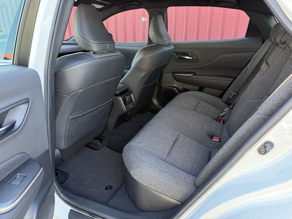 Toyota Crown, 2024 року, 2.5 гібрид, автомат, повний привід, 35т.км,