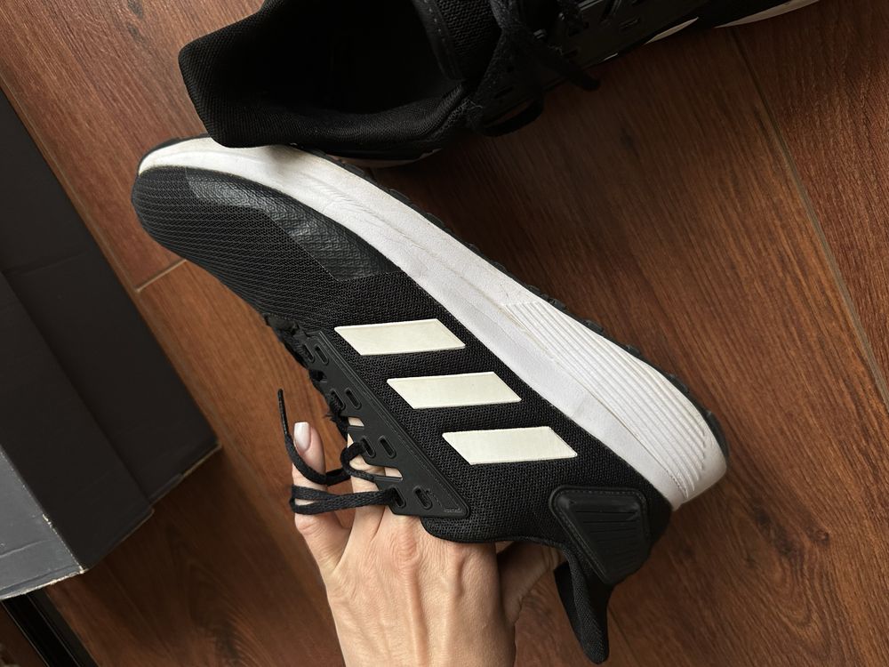 Крлсівки чоловічі Adidas