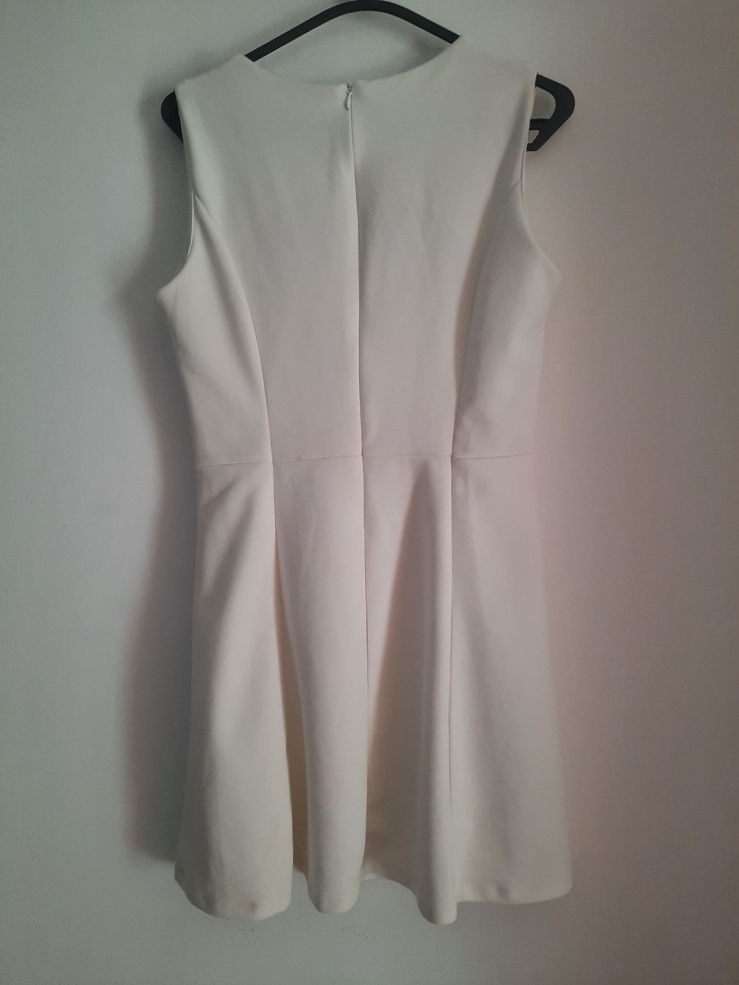 Vestido branco Tamanho M/L