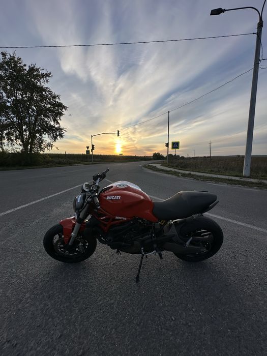 Продам Ducati monster 821