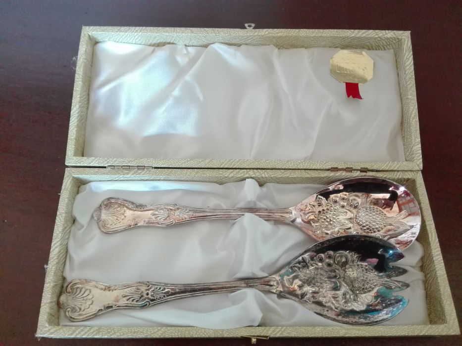 Talheres Salada/fruta - (Vintage) VINERS OF SHEFFIELD anos 30