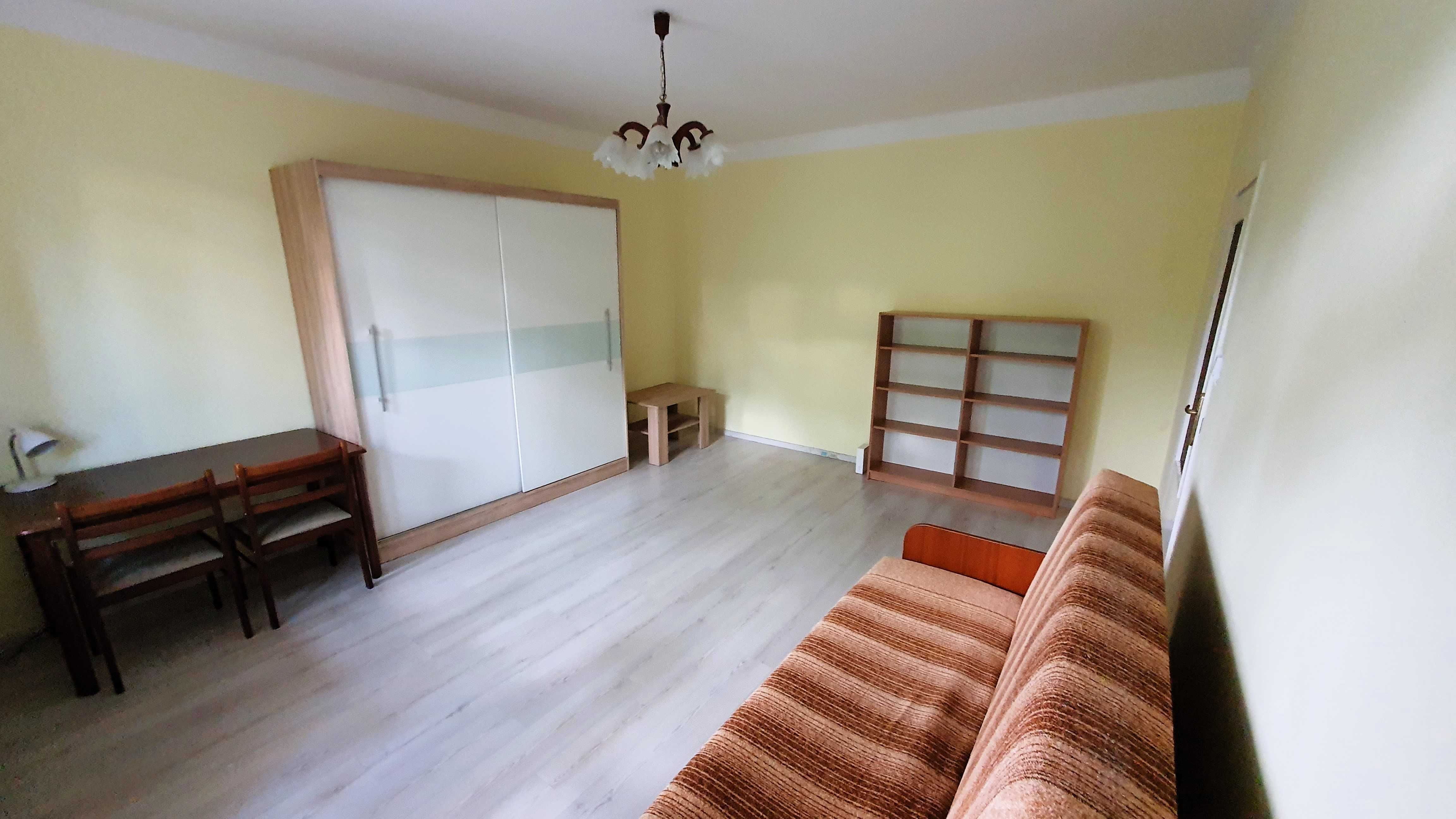 46m2 | Dwa oddzielne pokoje | Obok UKEN