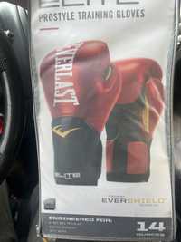 Перчатки боксерські Everlast. Шкіра. В нагрузку додам каппи та бинти