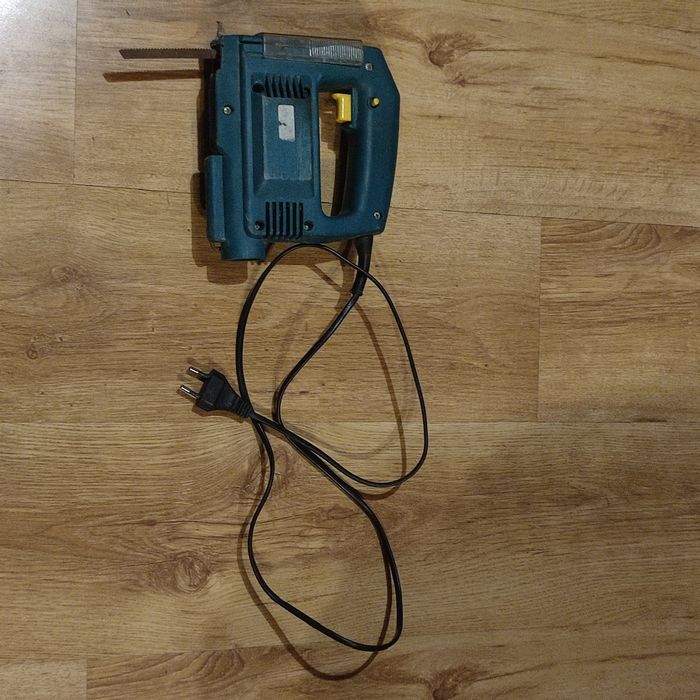 Wyrzynarka TOPEX model 68009